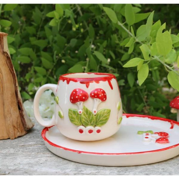 ماگ و زیرماگی سرامیکی دست‌ساز طرح «قارچ جادویی» (مدل ۳ بعدی و برجسته)